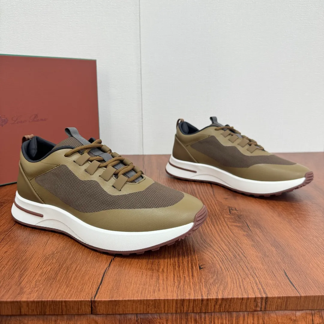 Batch 760 Loro Piana mesh cowhide stitching casual sports men's shoes LP jogging shoes OEM original soles feel free to enter the counter! This casual shoe is knitted from Wind fiber, giving it a unique three-dimensional effect. The unique silhouette narrows slightly at the midsection and is embellished with nappa leather details. The lightweight rubber sole and studs on the edge enhance traction and stability, and functional details full of modern aesthetics add a sporty style to the shoe. The upper uses a hot-melt edge-sealing process. The lightweight technical material of the Kummel-colored rubber outsole is inlaid with cushioning pads on the inside of the sole to distribute the weight more evenly and reduce the load during walking. The leather eyelets are directly set on the upper fixed to the sole to ensure stability. The rear is equipped with cushioning pads to improve wearing comfort. The full package of the counter comes with a shoelace insole. Multiple colors available! Fabric: 100% nylon Decoration: 100% cow leather Accessories: 100% polyurethane Size: 39-40-41-42-43-44 Standard leather shoe size (38/45 can be customized and returns and exchanges are not supported) Item number: FAM1718 brown green